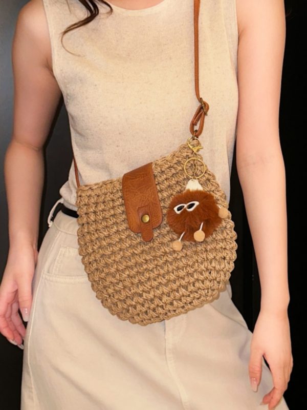 2025 Woven Small Crossbody Bag for Women - Versatile Beach Vacation Phone Bag, Niche Ins Style