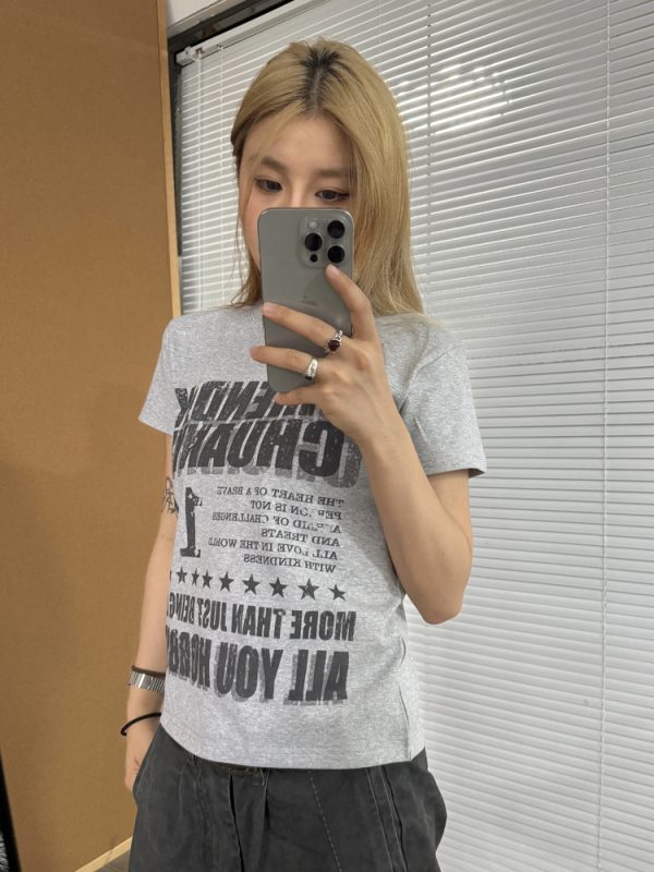 American Retro Distressed Printed Shoulder Short Sleeve Women's T-Shirt - Casual Summer Top, Y2K Style
