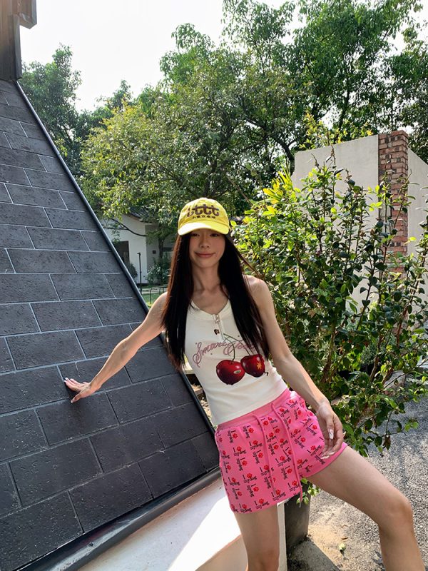 American Retro Dog Paw Print Low-Waist Three-Point Shorts for Summer â€“ Unisex Loose Fit Casual Elastic Waist Pants