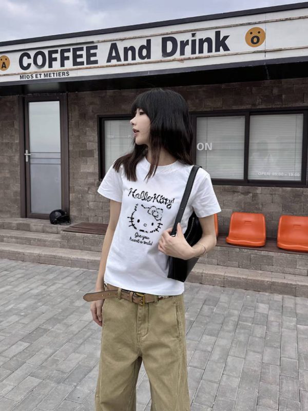 American Retro Hello Kitty Cartoon Printed Short-Sleeve T-Shirt for Women - Slim Fit Summer Style, Flattering Niche Design