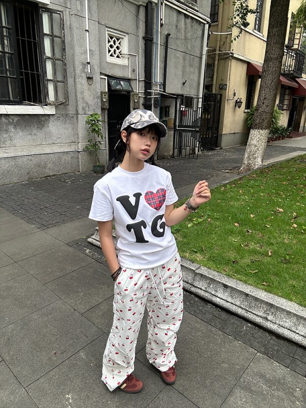 American Retro Plaid Heart Print Short Sleeve T-Shirt for Men and Women, Loose Casual Fit, Trendy Versatile Y2K Style Top
