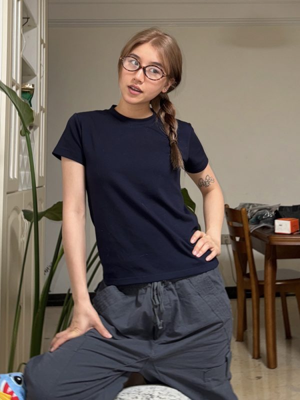 American Retro Short Sleeve T-Shirt for Women â€“ Pure Color Round Neck Summer Top, Trendy Versatile Style, 90s Inspired Fashion