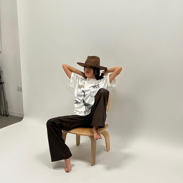 American Retro Vintage White Short Sleeve T-Shirt for Women, Niche Loose Fit Half Sleeve Top, Trendy 90s Style