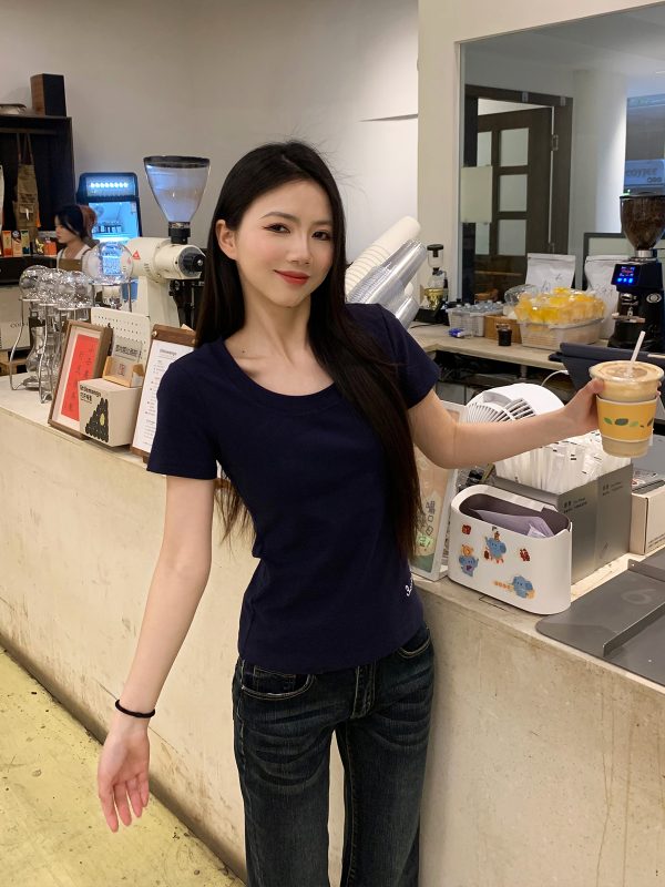 American Style Short Sleeve T-Shirt for Women - Pure Desire Slim Fit Round Neck Top - Versatile Spring Summer 2025 Fashion