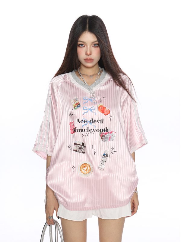 American V-Neck Lace-Trim Short Sleeve T-Shirt for Women - Summer Jersey Blokette Sports Top in Casual 90s Style