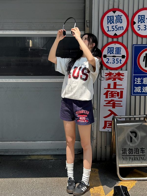 American Vintage Campus Style Slogan Logo Casual Shorts - Slim Fit Versatile Fashion for Trendy Looks