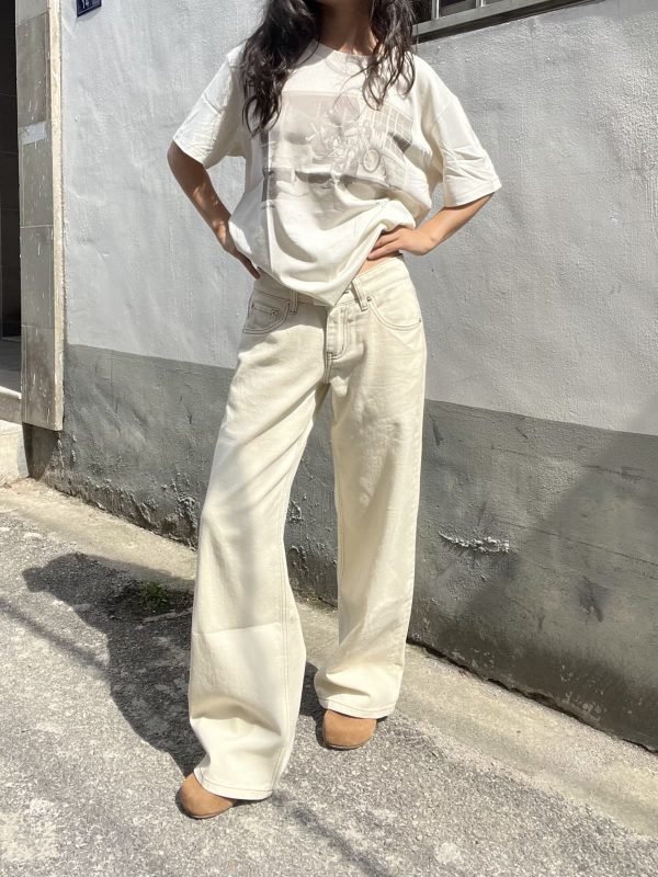 Beige Low-Waist Loose Slimming Straight Leg Pants for Petite Women - Spring 2025 Fashion Trend