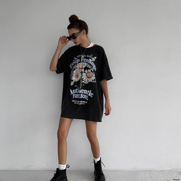 Black Oversized Short Sleeve T-Shirt for Women - American Retro Summer Trendy Top for Spicy Girls