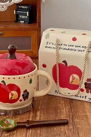 Casual Day Outfits, Easy Trendy Outfits Apple Shaped Ceramic Mug