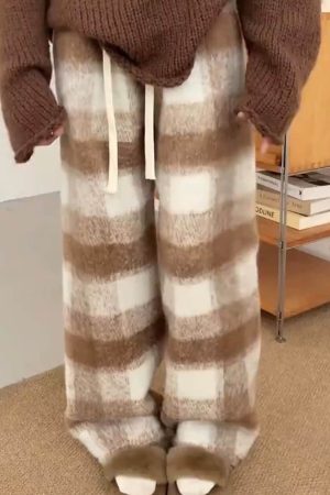 Casual Day Outfits, Easy Trendy Outfits Fall Feels Cozy Plaid Trousers