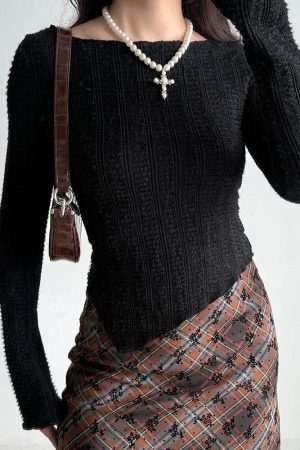 Casual Day Outfits, Easy Trendy Outfits Frazzled English Woman Asymmetrical Knit Top