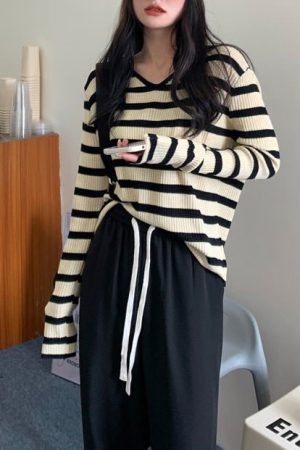 Casual Day Outfits, Easy Trendy Outfits French Girl Ribbed Top