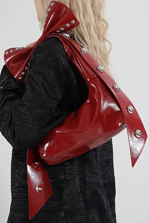 Casual Day Outfits, Easy Trendy Outfits Gossip Goes Around Bow Shoulder Bag