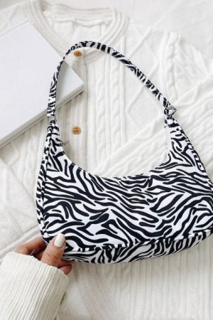 Casual Day Outfits, Easy Trendy Outfits Mini Baguette Bag