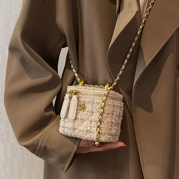 Chic Wool Mini Chain Bag for Women, 2025 Niche Box Design, Versatile Crossbody Bag for Spring and Summer Fashion