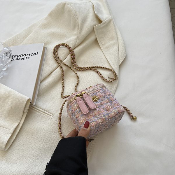 Chic Wool Mini Chain Bag for Women, 2025 Niche Box Design, Versatile Crossbody Bag for Spring and Summer Fashion
