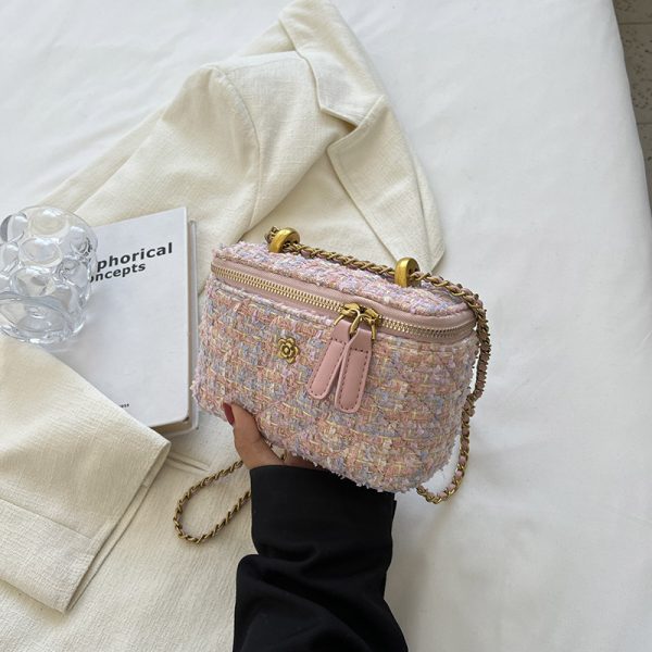Chic Wool Mini Chain Bag for Women, 2025 Niche Box Design, Versatile Crossbody Bag for Spring and Summer Fashion