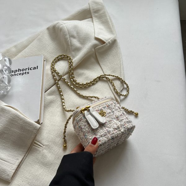 Chic Wool Mini Chain Bag for Women, 2025 Niche Box Design, Versatile Crossbody Bag for Spring and Summer Fashion