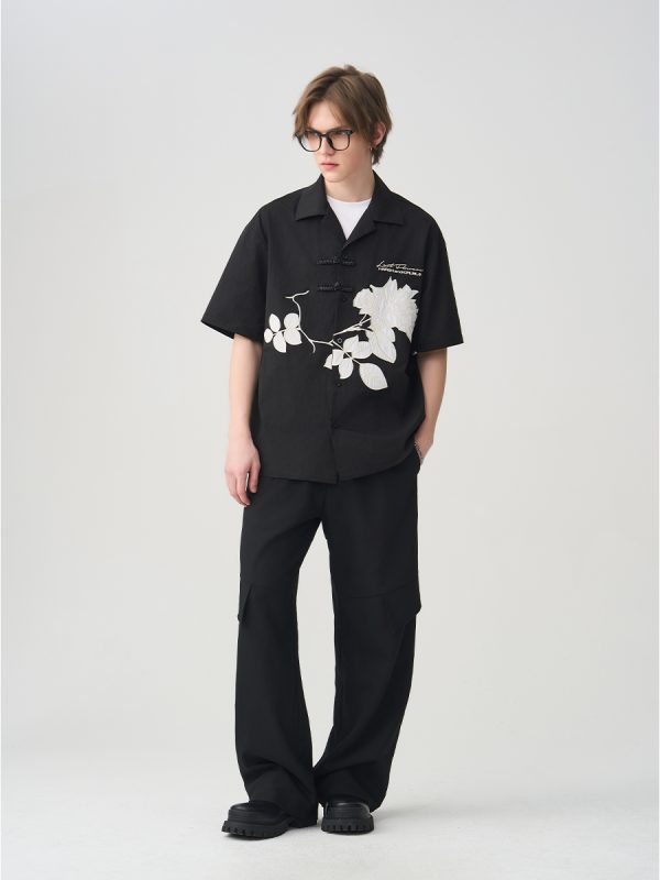 Chinese Style Buttoned Short-Sleeve Shirt with Patch Embroidery - Trendy Y2K Fashion for a Chic Look