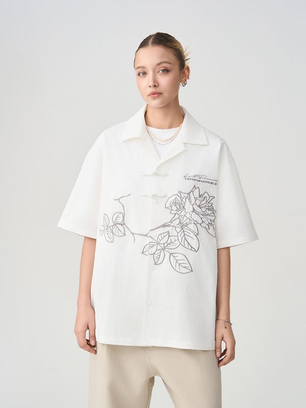 Chinese Style Buttoned Short-Sleeve Shirt with Patch Embroidery - Trendy Y2K Fashion for a Chic Look