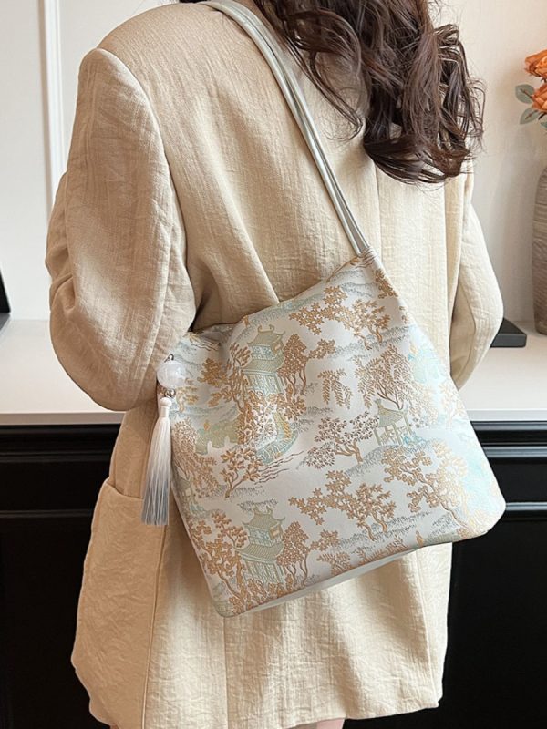 Chinese-Style Embroidered Single-Shoulder Bucket Bag for Women - 2025 Summer National Style Fashion, Large Capacity Commuting Tote