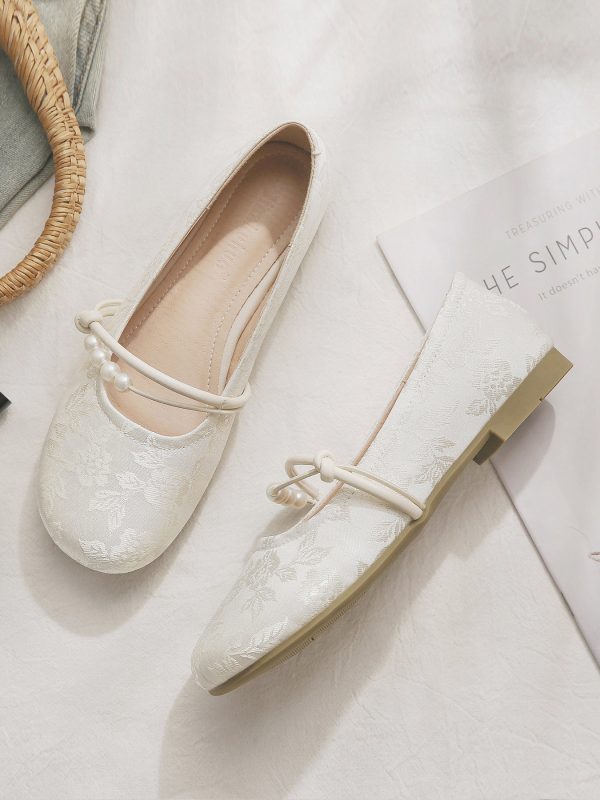 Chinese Style Sheepskin Mary Jane Shoes, Elegant Evening Flats for Women, Exquisite French Design, Perfect with Skirts and Dresses