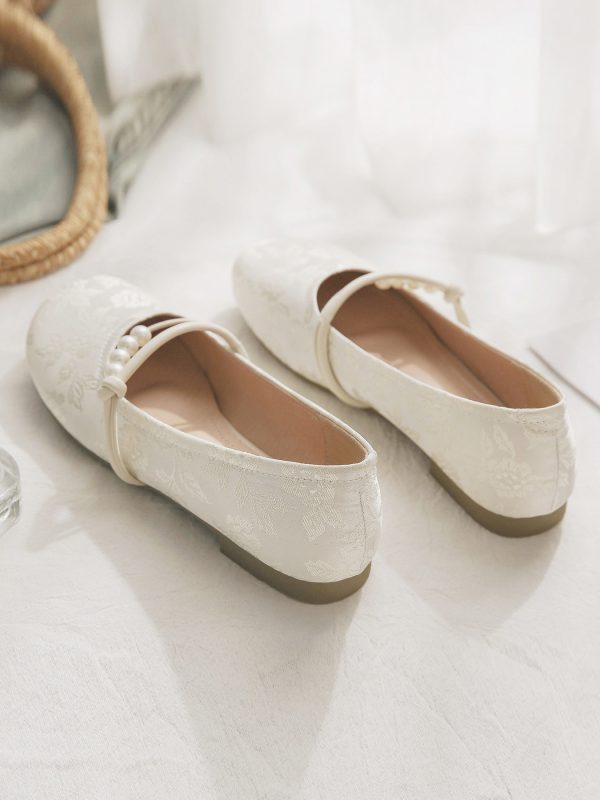 Chinese Style Sheepskin Mary Jane Shoes, Elegant Evening Flats for Women, Exquisite French Design, Perfect with Skirts and Dresses