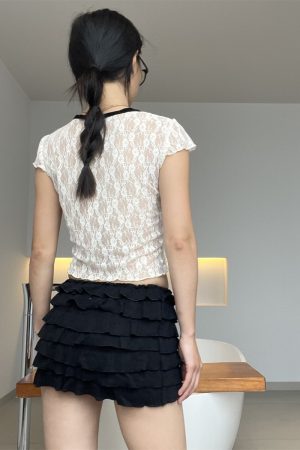Color-Block V-Neck Lace Bow Chest Design Pullover Crop Short Sleeve T-Shirt for Women - Y2K Inspired Fashion Top