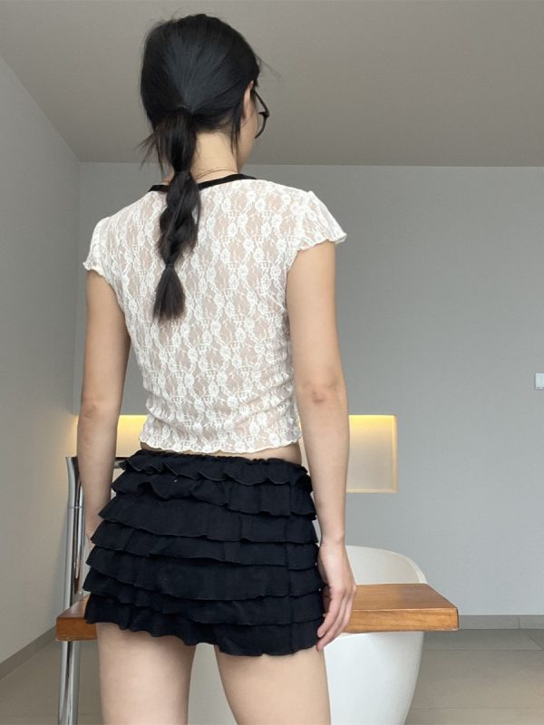 Color-Block V-Neck Lace Bow Chest Design Pullover Crop Short Sleeve T-Shirt for Women - Y2K Inspired Fashion Top