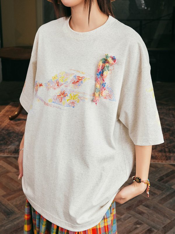 Colorful Floral Graffiti Crayon-Painted Short Sleeve T-Shirt for Kids with Bow Detail - Quirky and Fun Design