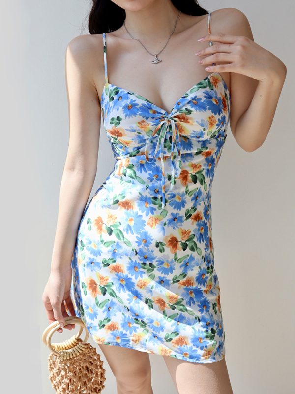 Country Blue Floral Spaghetti Strap A-Line Mini Dress for Girls - Waist-Defining Vacation Style, Perfect for 90s and Y2K Inspired Looks