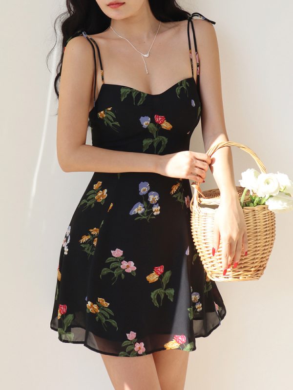 Country Floral Vintage Waist-Tie Spaghetti Strap Dress for Girls - A-Line Short Skirt, American Style Vacation Outfit