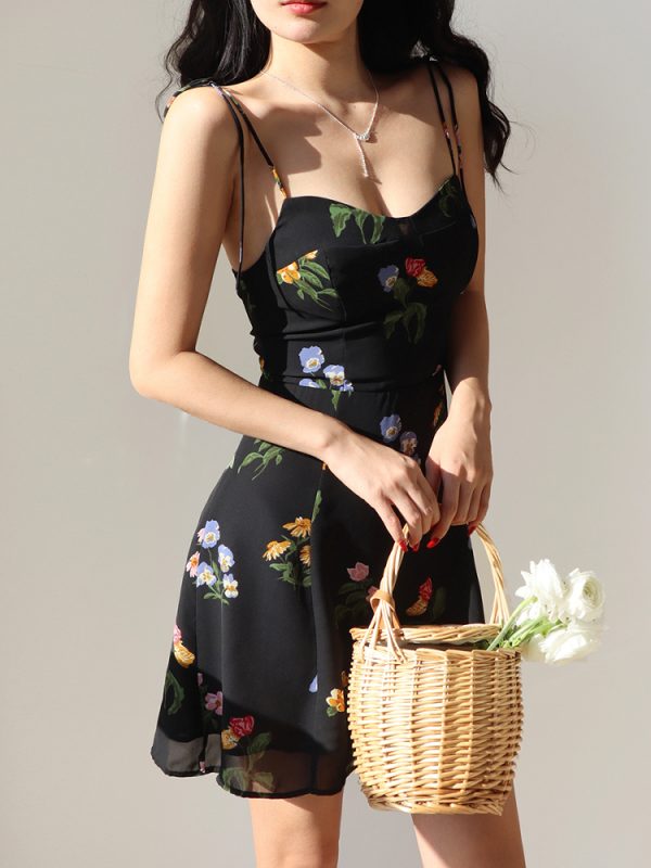 Country Floral Vintage Waist-Tie Spaghetti Strap Dress for Girls - A-Line Short Skirt, American Style Vacation Outfit