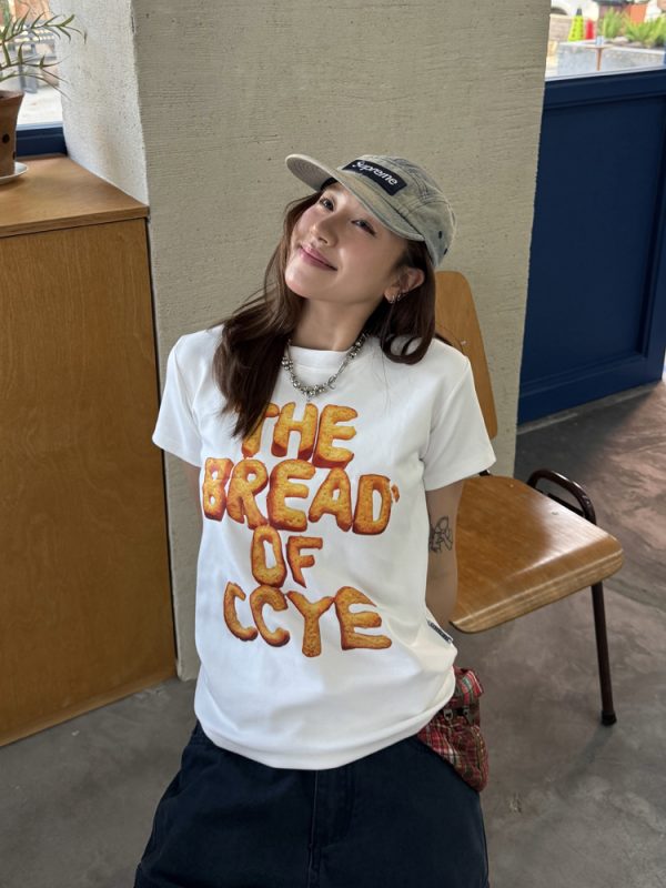 Creative Bread Print Short Sleeve T-Shirt for Women, Slightly Loose Fit, American Style Summer Top, Trendy Casual Wear