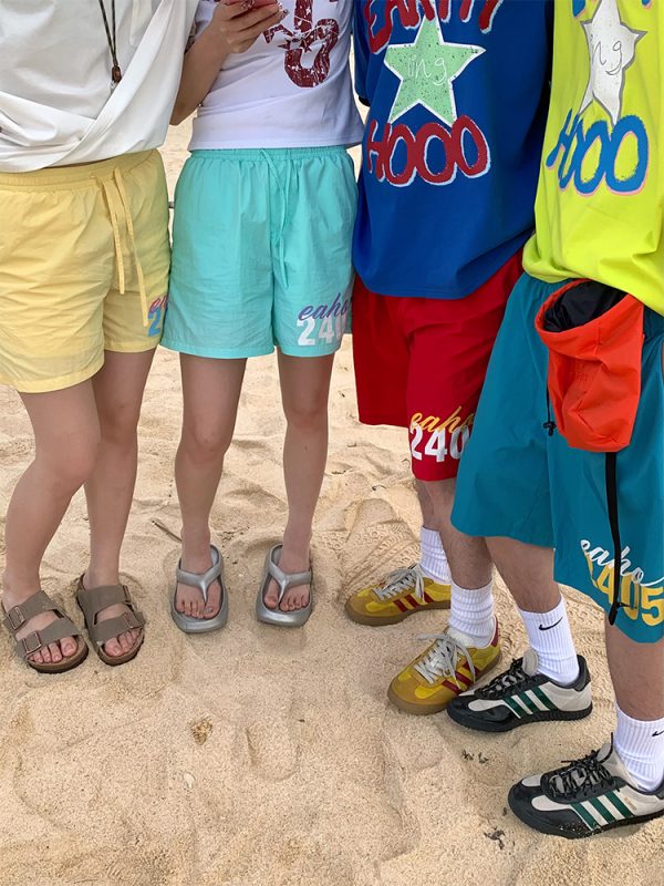 Custom American Letter Print Beach Shorts for Men and Women - Colorful Dopamine Sports Casual Loose Five-Point Shorts