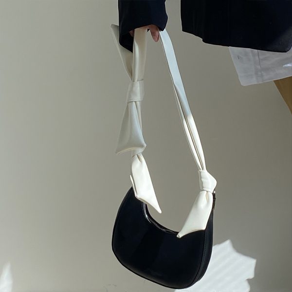 Cute Bow Crescent Bag for Women - Handheld Underarm Single-Shoulder Small Bag for Spring and Summer Fashion