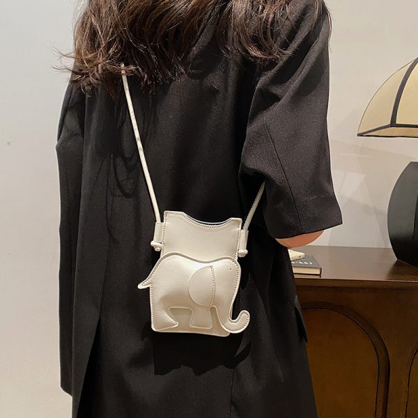 Cute Elephant Mini Crossbody Bag for Kids - Trendy Summer 2025 Accessory, Perfect for Walks and Phone Storage