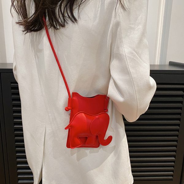 Cute Elephant Mini Crossbody Bag for Kids - Trendy Summer 2025 Accessory, Perfect for Walks and Phone Storage