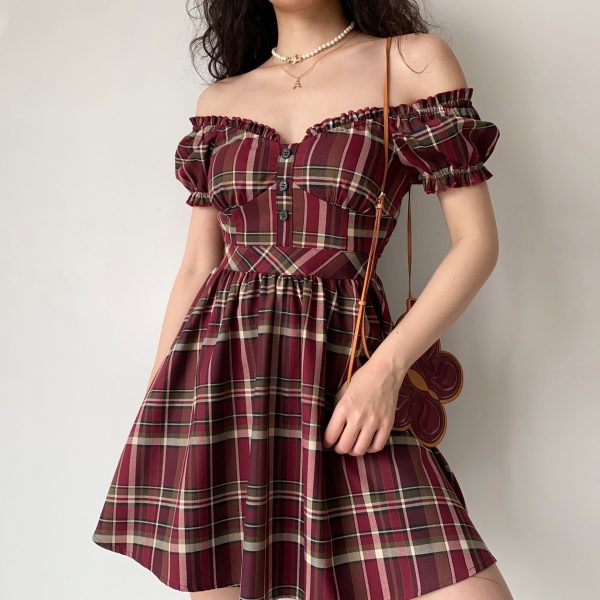 Cute Retro V-Neck Puff Sleeve Plaid Dress for Women - High Waist Flared A-Line Skirt, Age-Reducing 90s Inspired Fashion