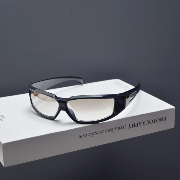 Cyberpunk Futuristic Tech-Style Sunglasses for Men and Women, Retro Millennial Streetwear Cycling Eyewear