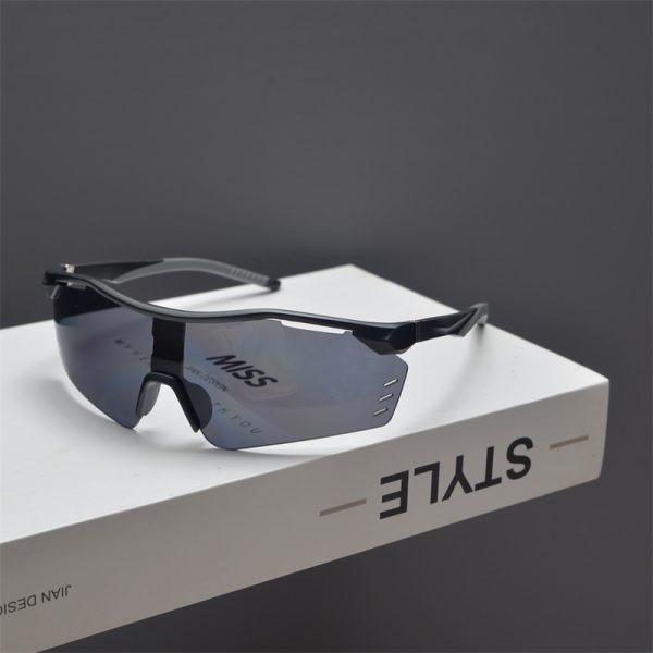 Cyberpunk Futuristic Unisex Outdoor Cycling Sunglasses with Windproof Design and Colorful Laser Lenses