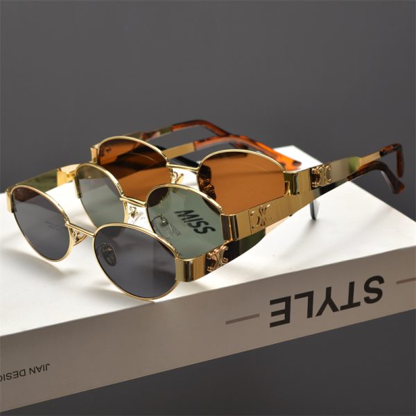 Cyberpunk Oval Metal Letter Sunglasses for Women - High-End Korean Style Retro Hip-Hop Eyewear - European & American Fashion