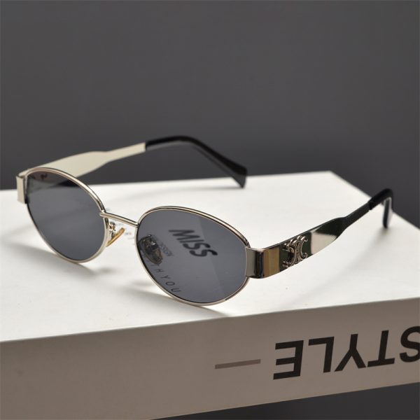 Cyberpunk Oval Metal Letter Sunglasses for Women - High-End Korean Style Retro Hip-Hop Eyewear - European & American Fashion