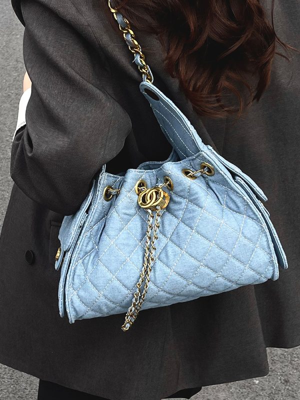Diamond-Pattern Chain Small Bucket Bag - Trendy 2025 Summer Women's Drawstring Shoulder Bag with Large Capacity
