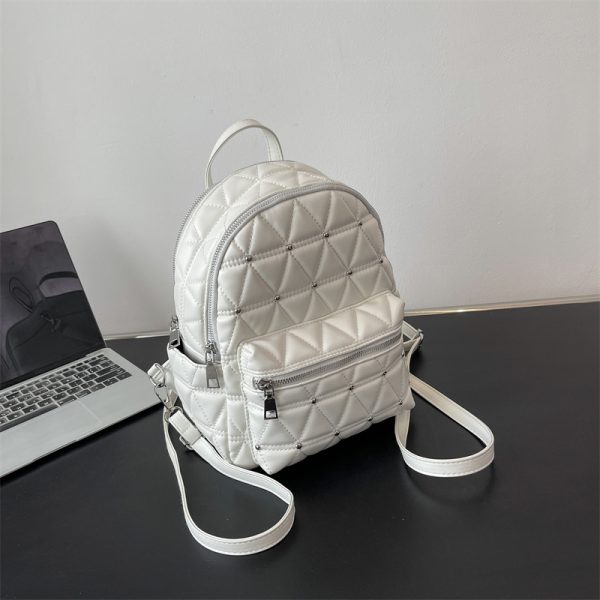 Diamond-Shaped Large Capacity Backpack for Women - Minimalist High-End Style, Fashionable Versatile School Bag for Spring/Summer 2025