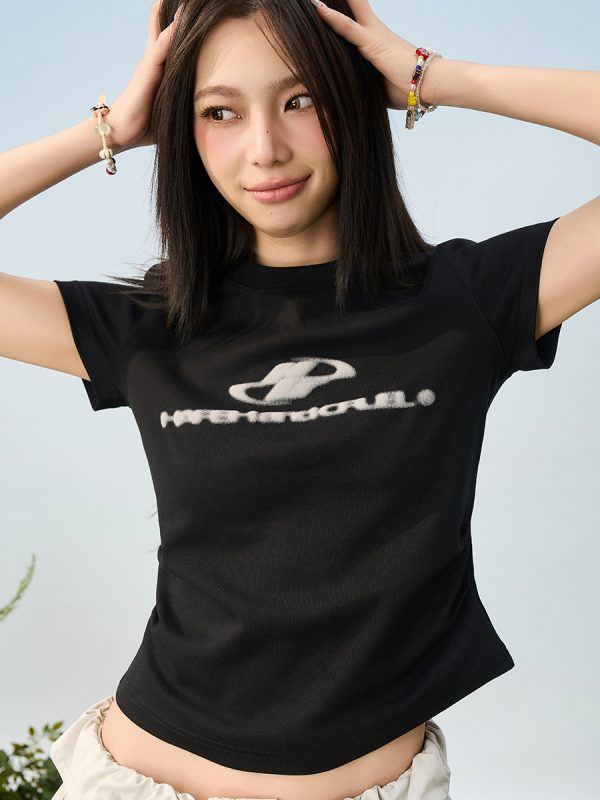 Elastic Knitted Logo Short-Sleeve Summer T-Shirt for Women - Slim Fit Casual Top, Perfect for 90s and Y2K Styles
