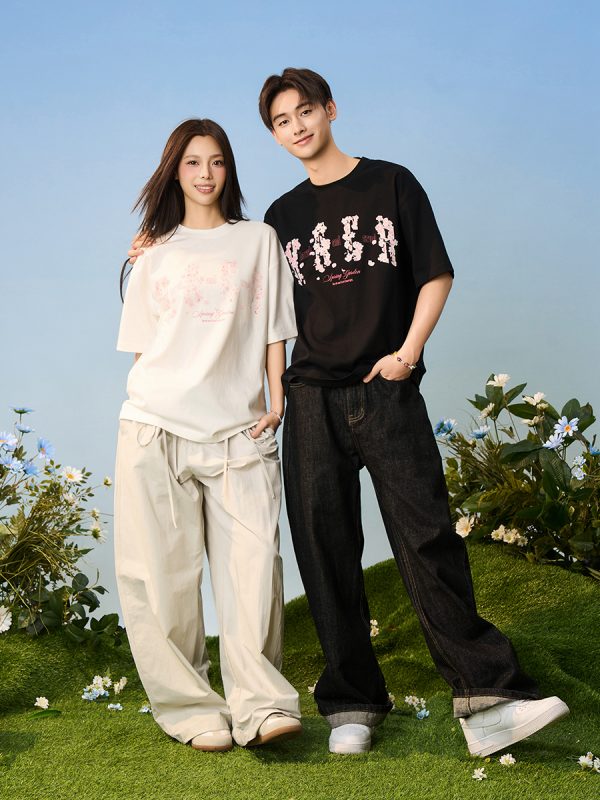 Falling Cherry Blossom Loose Round Neck Short Sleeve T-Shirt for Men and Women | National Trend, Korean Style, Unisex Fashion