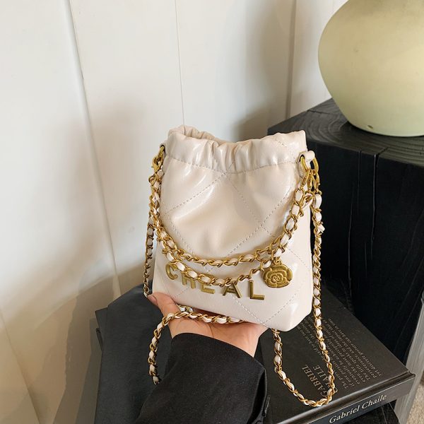 Fashionable Small Bucket Bag for Women - 2025 Spring/Summer Collection, High-End Diamond Pattern, Versatile Crossbody Shoulder Bag