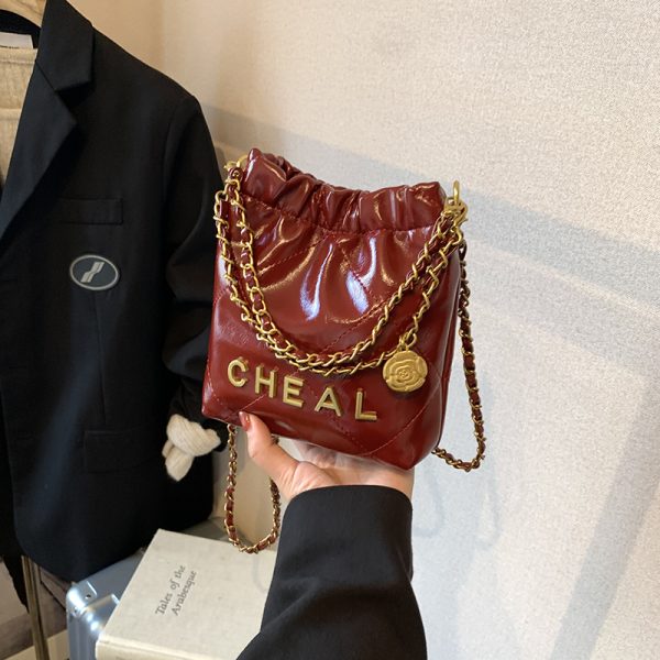 Fashionable Small Bucket Bag for Women - 2025 Spring/Summer Collection, High-End Diamond Pattern, Versatile Crossbody Shoulder Bag