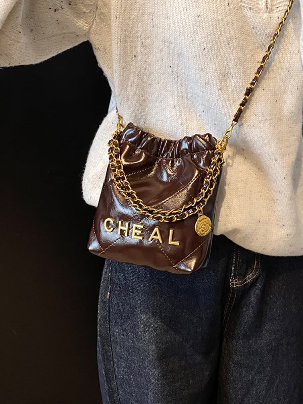 Fashionable Small Bucket Bag for Women - 2025 Spring/Summer Collection, High-End Diamond Pattern, Versatile Crossbody Shoulder Bag